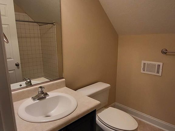 5th image of 3212 Sweet Meadow Ct