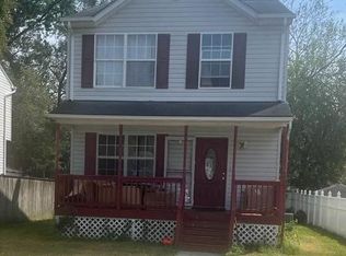 14 Queen Anne Rd, Glen Burnie, MD 21060