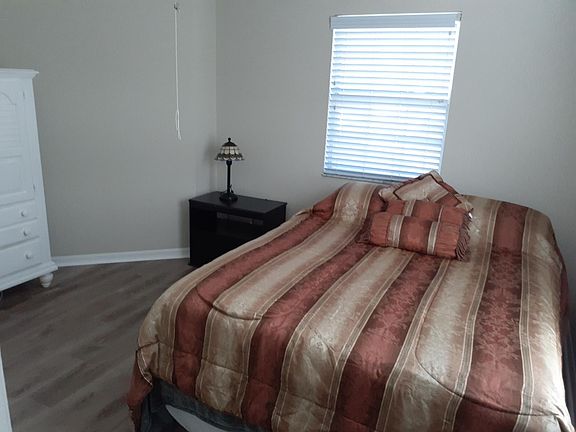 4th image of 260 Winter Nellis Cir