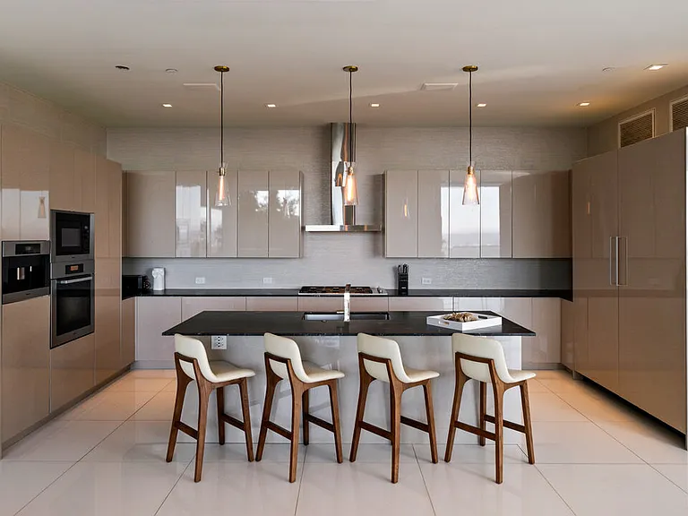 7080 W Mulholland Dr — Photo 62