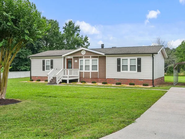 63 Carolina Dr, Angier, NC 27501