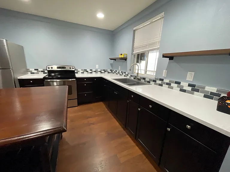 228 Winchester Creek Ave — Photo 49
