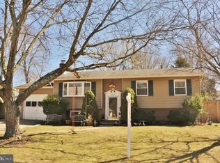 8616 Lagrange St, Lorton, VA 22079