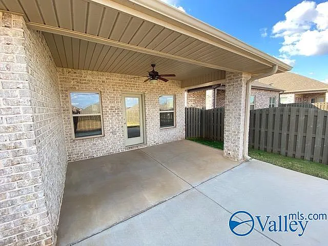 311 River Rock Dr — Photo 41
