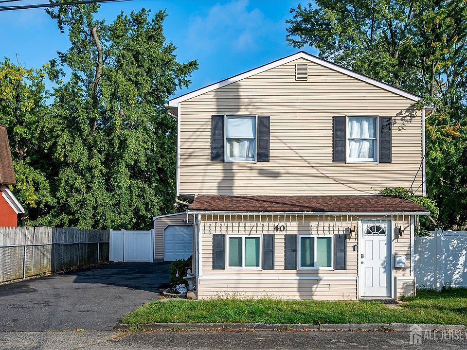 1st image of 40 Wedgewood Ave