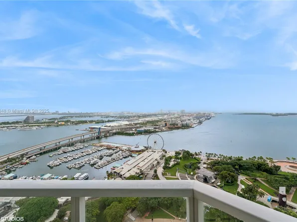 244 Biscayne Blvd APT 3903, Miami, FL 33132