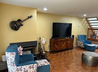 27 E Chicopee Dr, Princeton, NJ 08540