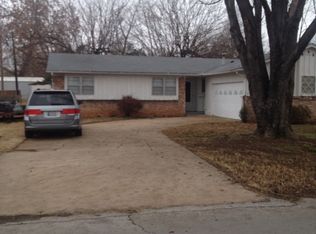 4302 Maple Dr, Sand Springs, OK 74063