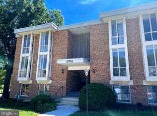 5701 Indian Ct APT 1B, Alexandria, VA 22303