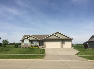 823 Redbird Run, Tiffin, IA 52340