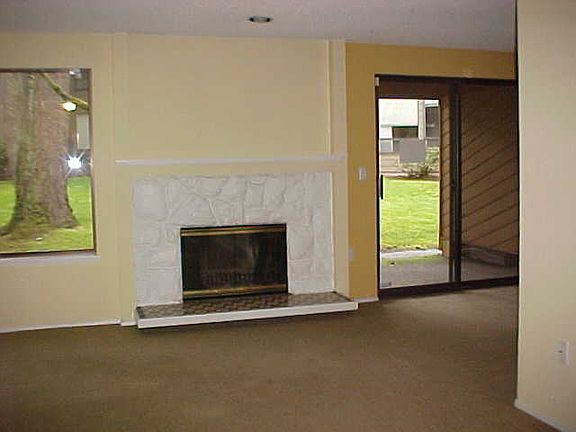 2nd image of 19119 Ballinger Way NE APT 103
