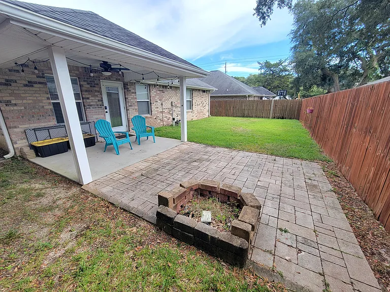 712 Hazel Dr — Photo 27