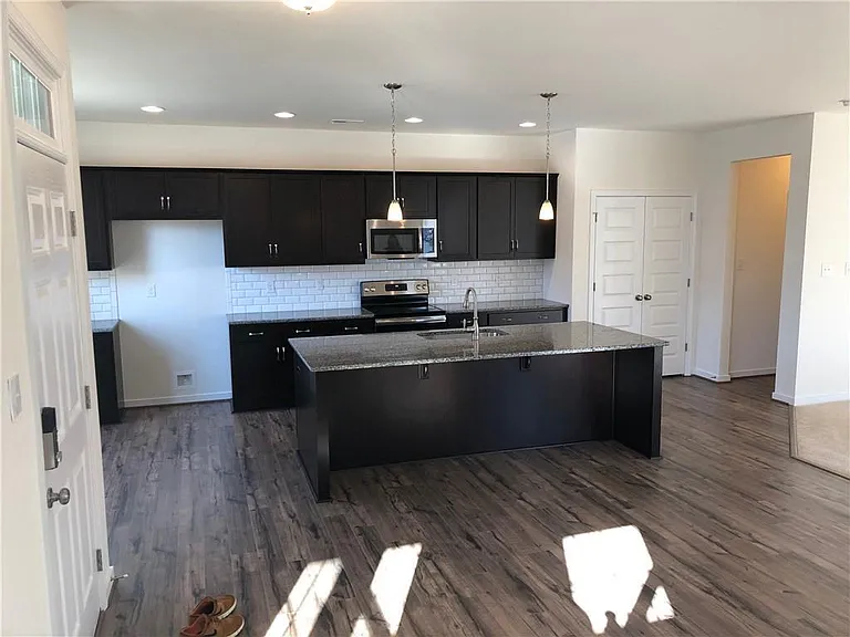 4009 Tin Roof Way #1 — Photo 16