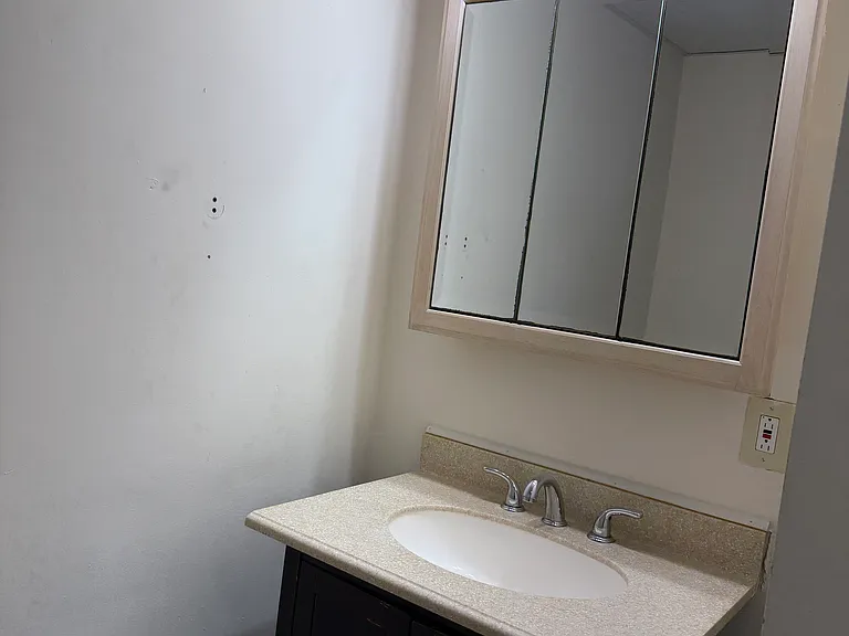 305 Bacon St #1 — Photo 3