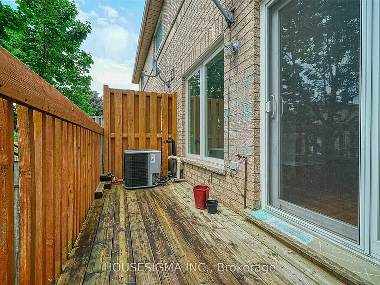 80 Strathaven Dr #21 — Photo 28