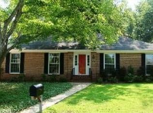 1321 Montclair Cir, Tuscaloosa, AL 35404