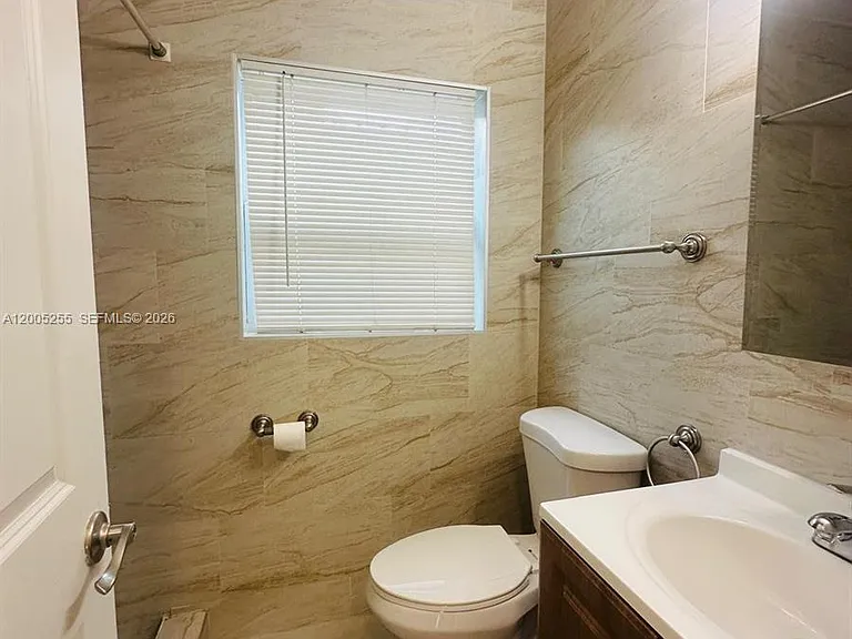 1708 Van Buren St #6 — Photo 6