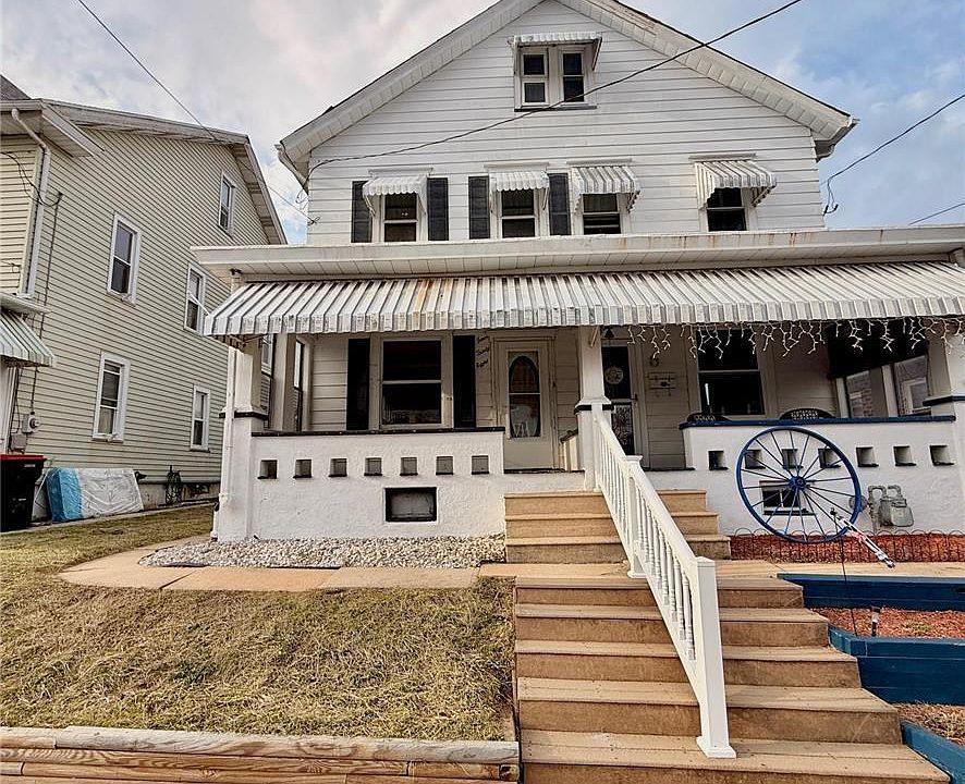 1st image of 438 Coal St