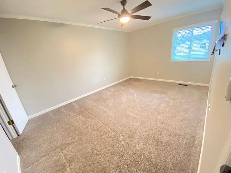 1846 Maroon Dr — Photo 9