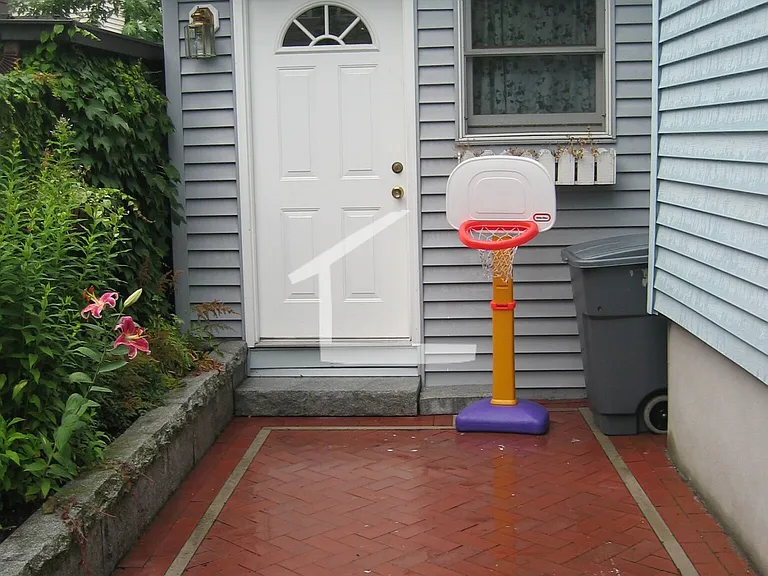 Boston Ave — Photo 11