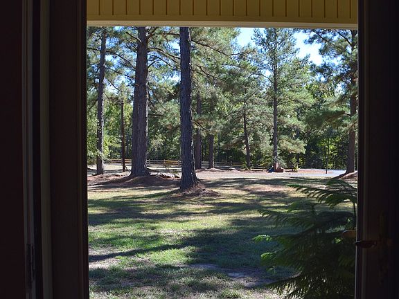 2nd image of 14180 Pine Overlook Dr