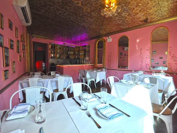 662 9th Avenue image 7 of 14