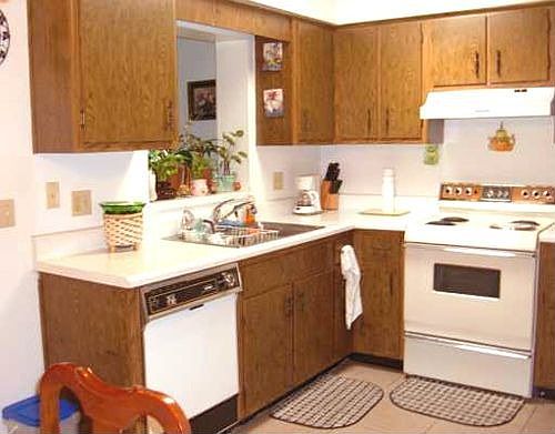 4th image of 866 Hendry Dr