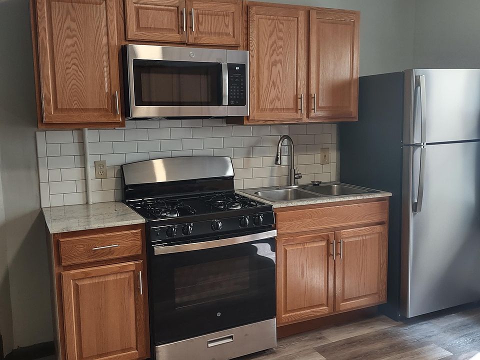 1st image of 54 Weyand Ave APT 1