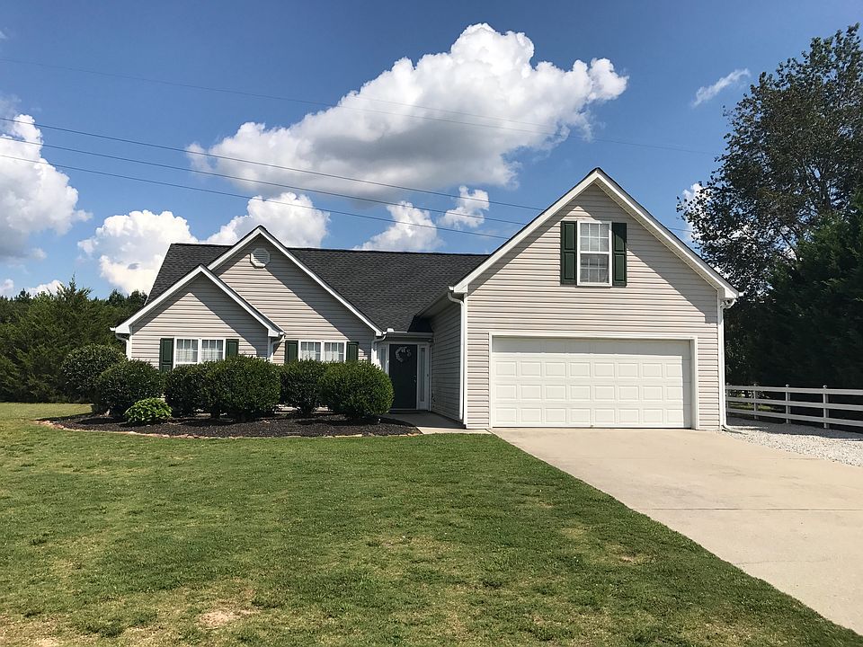 1st image of 7100 Greenridge Dr