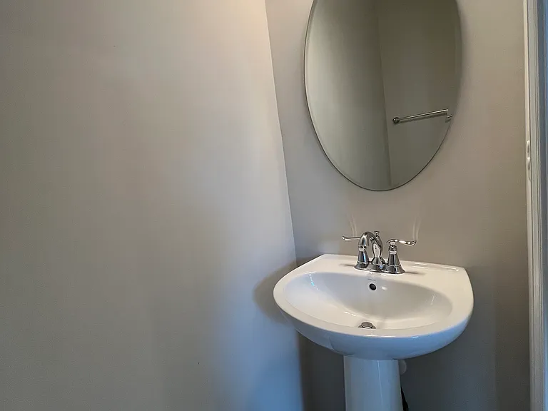 526 River Crest Way — Photo 9