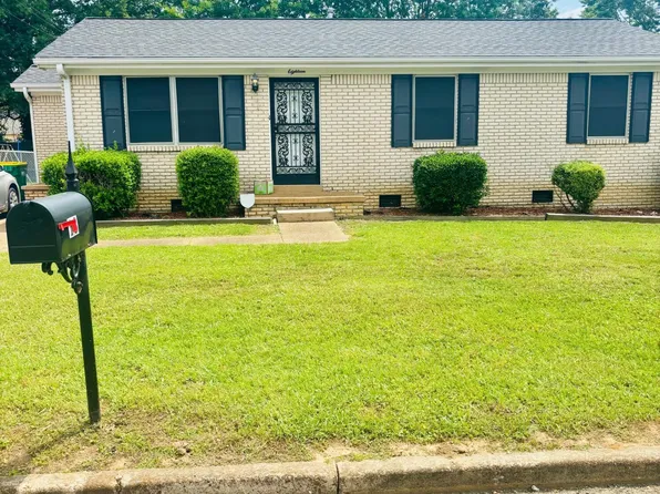 18 Charlotte Dr, Jackson, TN 38301