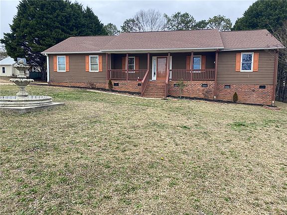 3rd image of 2108 Anderson Hwy