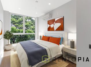 438 Union Ave #2H, Brooklyn, NY 11211