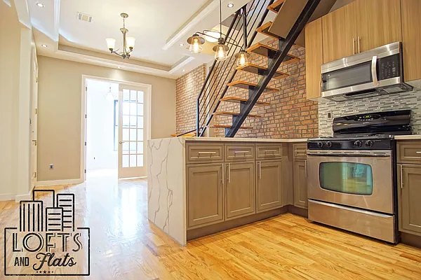 Rented by Lofts and Flats LLC | media 1