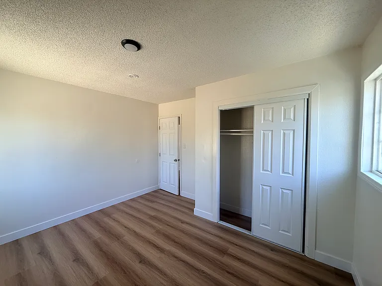 363 W 5th St — Photo 5