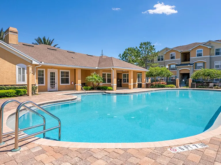 Ryan Oaks Apartments — Photo 4