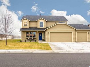 6110 Basalt Falls Dr, Pasco, WA