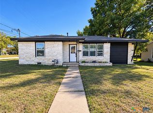 2526 Oak Dr, Gatesville, TX 76528
