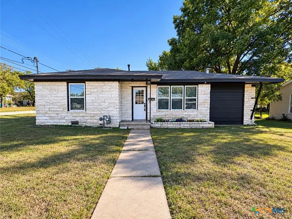 2526 Oak Dr, Gatesville, TX 76528