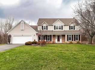 6 Wallingford Rise, Fairport, NY 14450