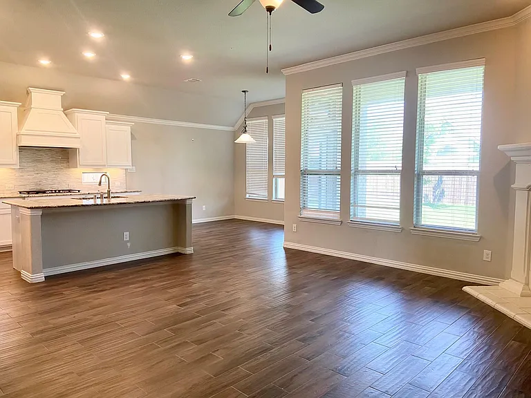 4308 Salado Creek Way — Photo 3