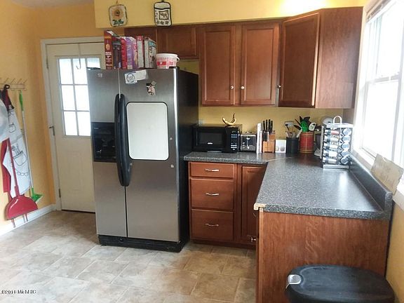 5th image of 844 Westmoreland Ave