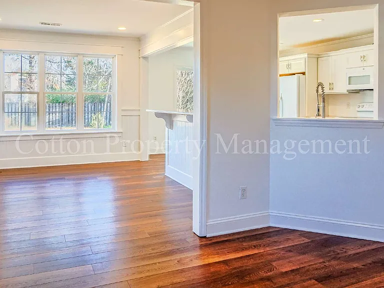 7106 Haven Way — Photo 7