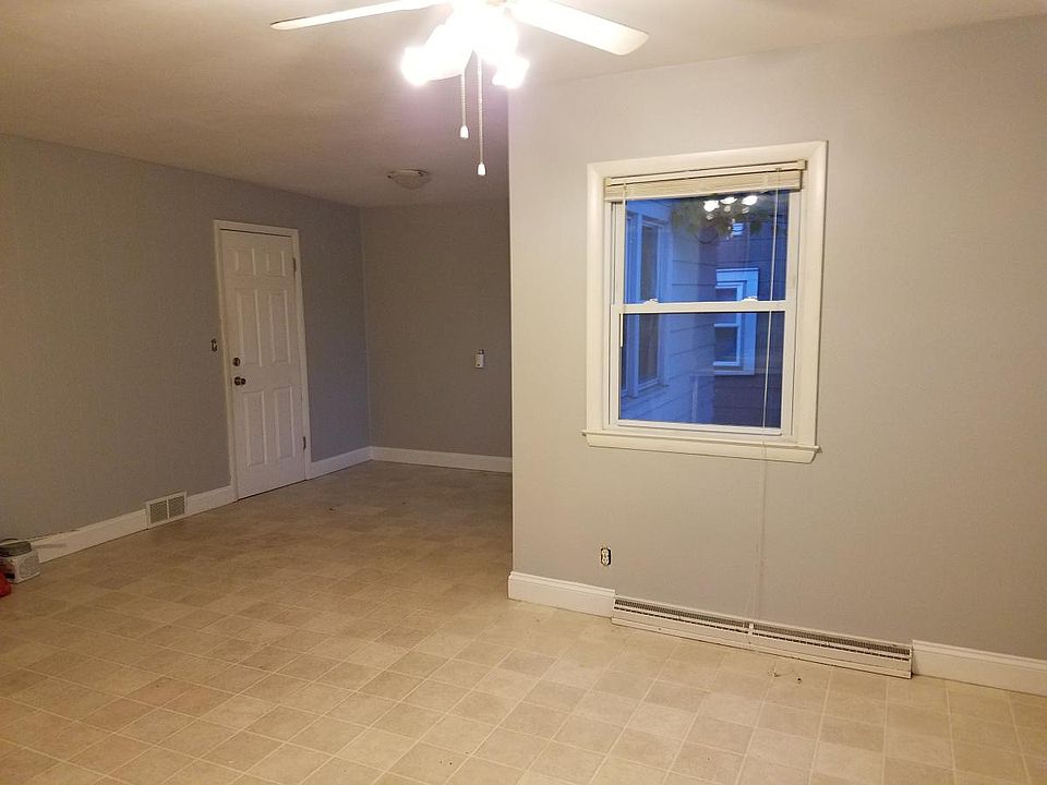 Kitchen /Dinning room