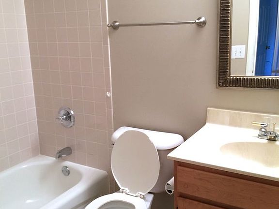 3rd image of 7557 Mansion Cir