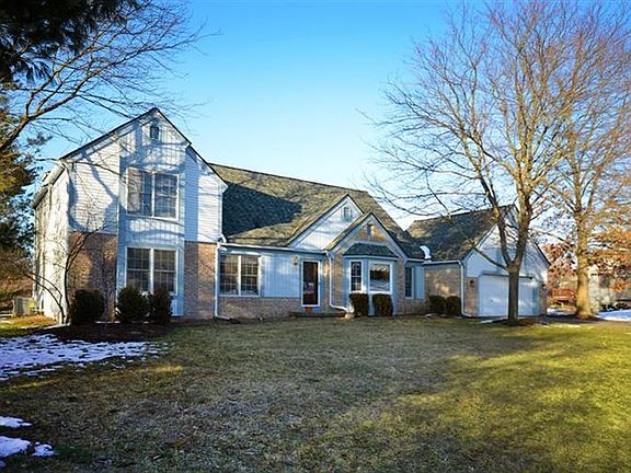 2nd image of 3824 Bradford Square Dr