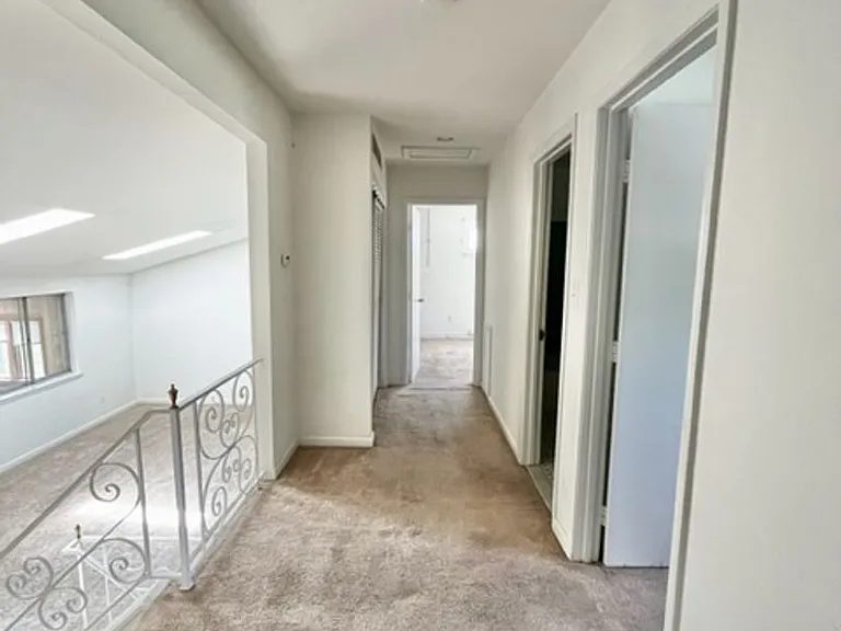 912 Hoyt St — Photo 23