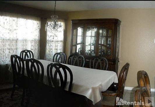 5th image of 2803 Southwood Dr