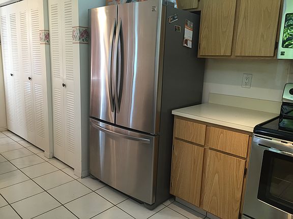 3rd image of 9321 SW 23rd St APT 3604