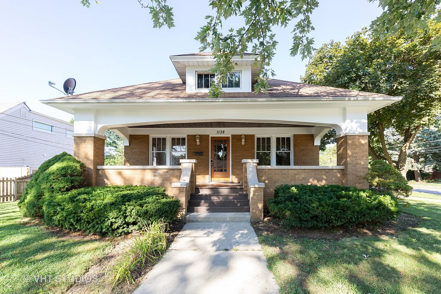 1138 Sherwood Ave photo 1
